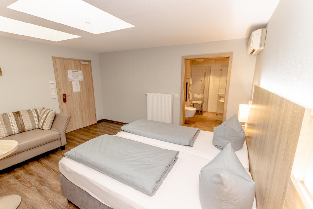 Hotel Herbers Südbrookmerland エクステリア 写真