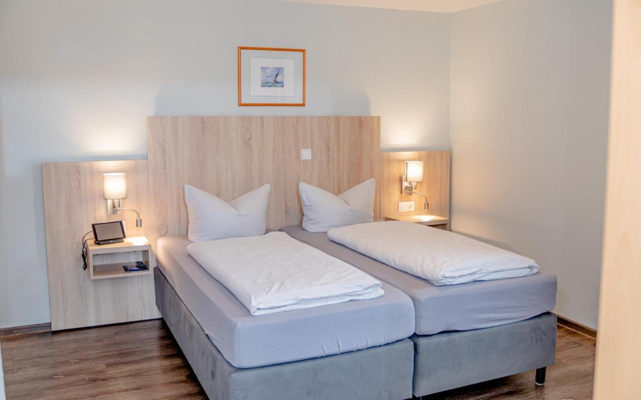 Hotel Herbers Südbrookmerland エクステリア 写真