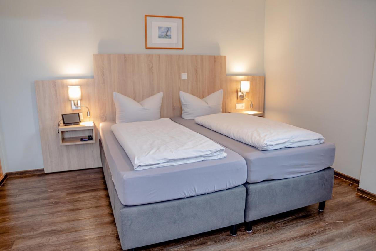 Hotel Herbers Südbrookmerland エクステリア 写真