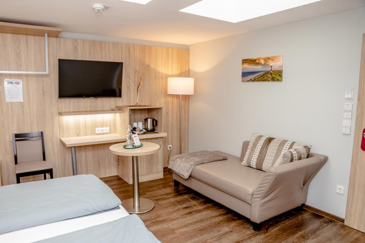 Hotel Herbers Südbrookmerland エクステリア 写真