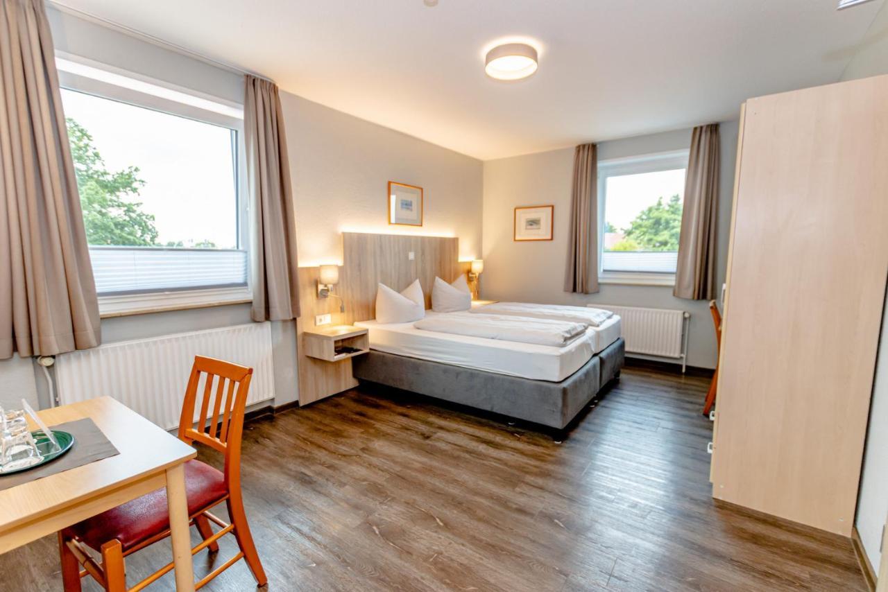 Hotel Herbers Südbrookmerland エクステリア 写真
