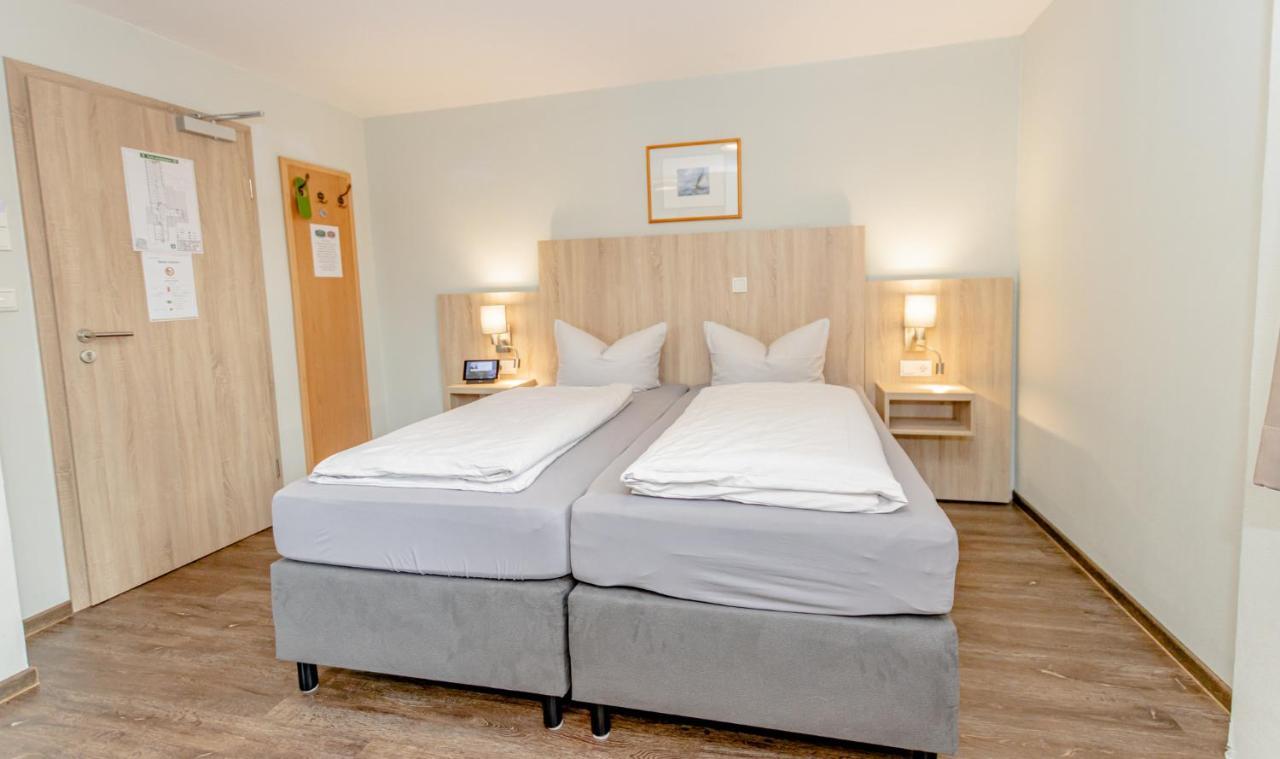 Hotel Herbers Südbrookmerland エクステリア 写真