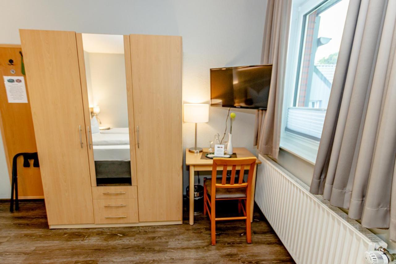 Hotel Herbers Südbrookmerland エクステリア 写真