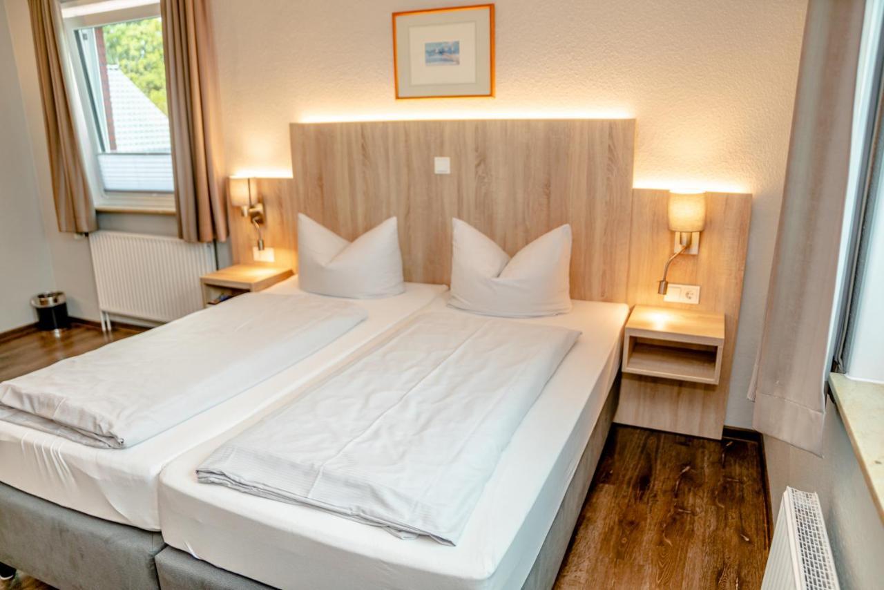 Hotel Herbers Südbrookmerland エクステリア 写真