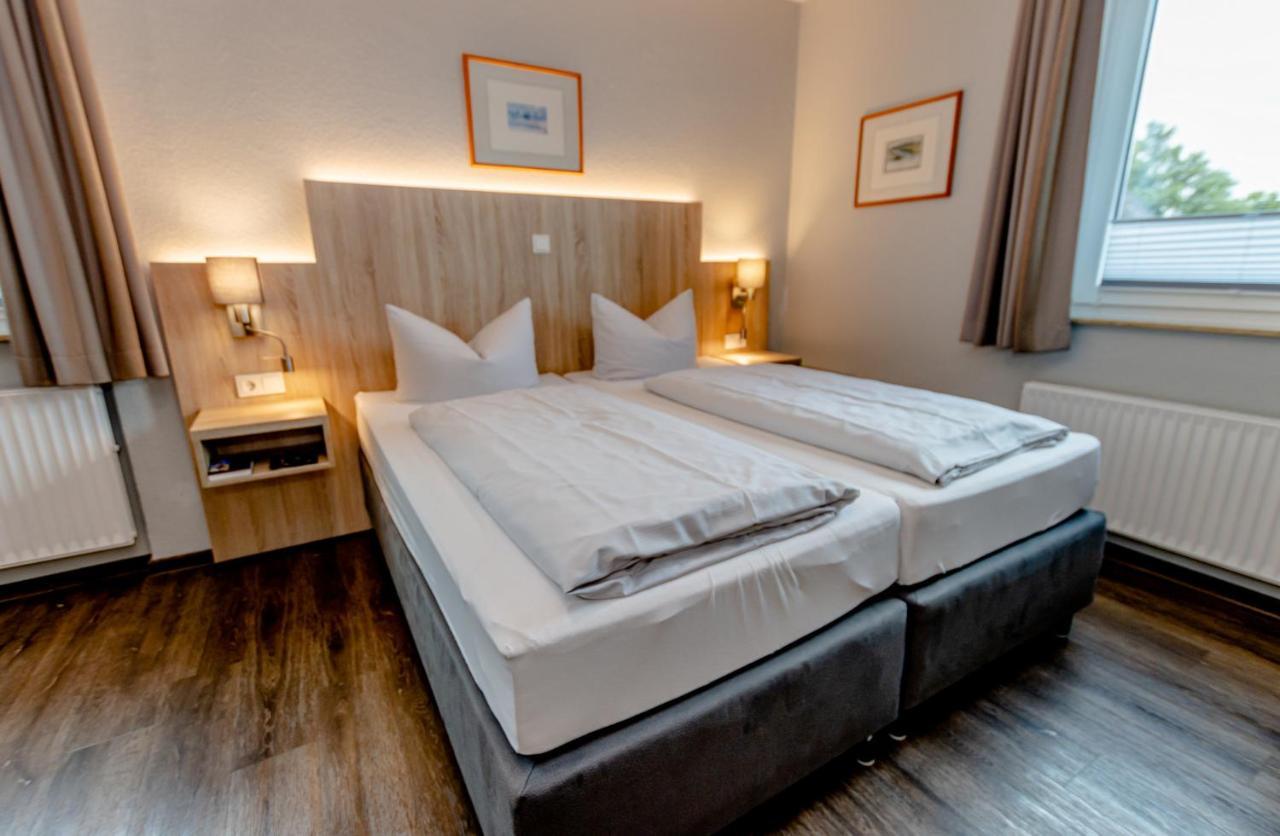 Hotel Herbers Südbrookmerland エクステリア 写真