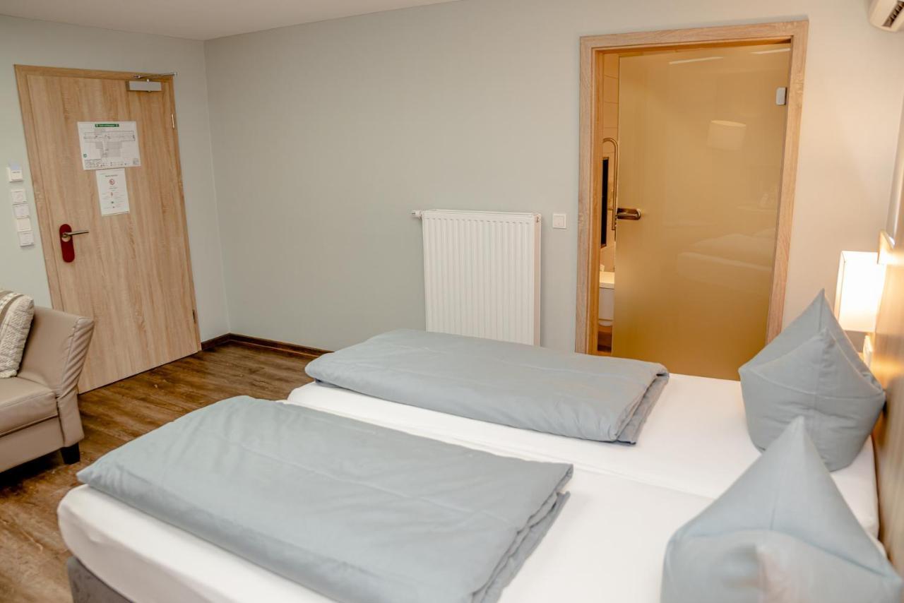 Hotel Herbers Südbrookmerland エクステリア 写真