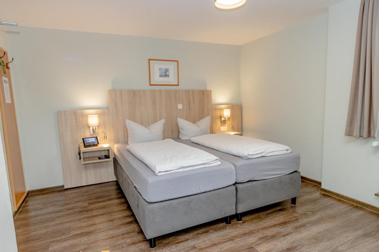 Hotel Herbers Südbrookmerland エクステリア 写真