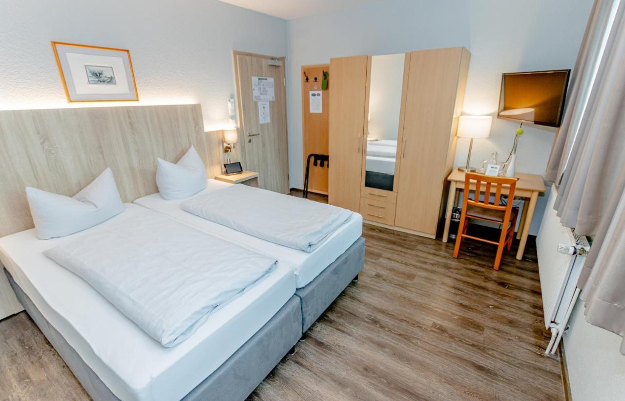 Hotel Herbers Südbrookmerland エクステリア 写真